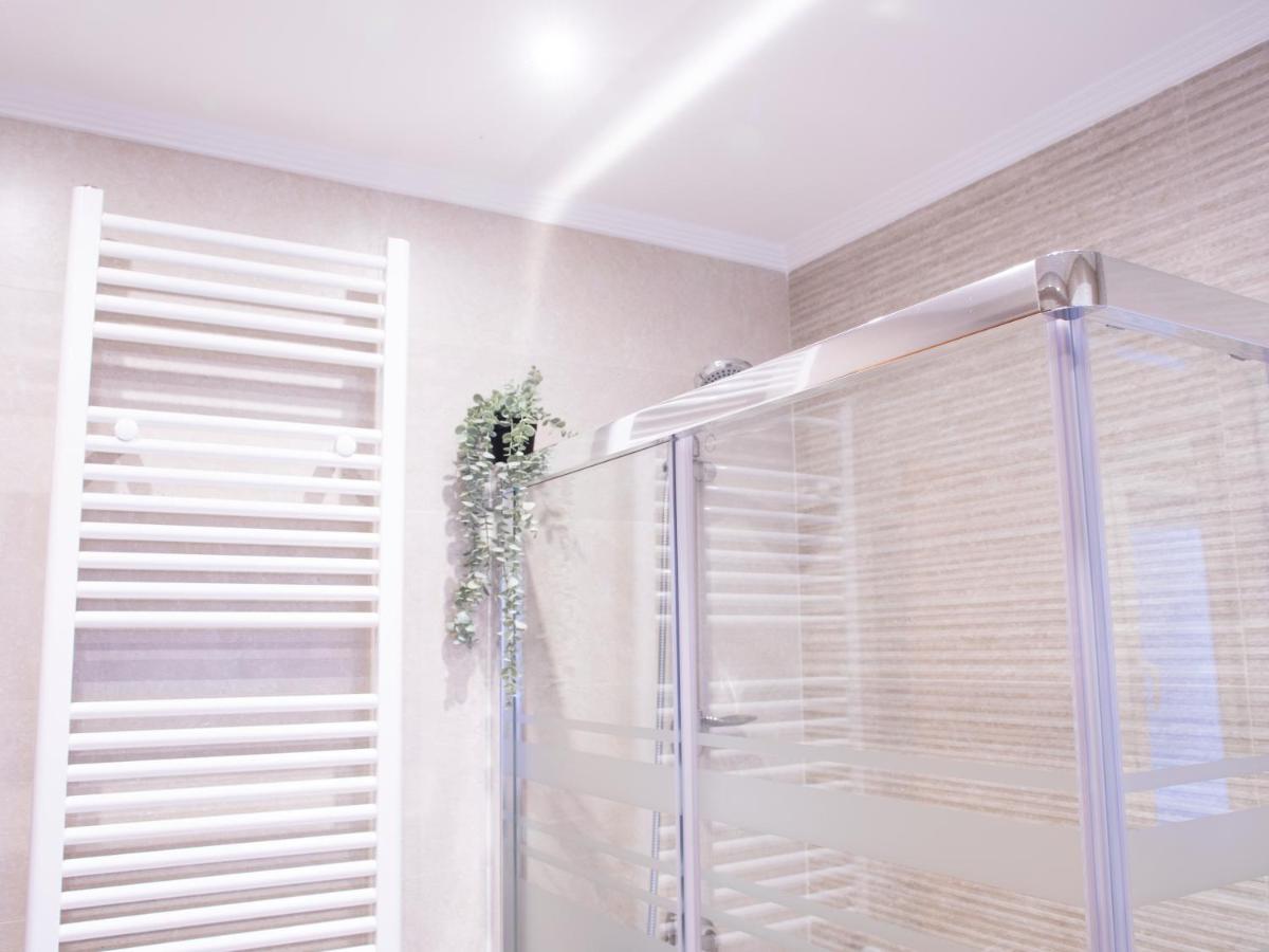 Precioso Apartamento En El Centro De アビレス エクステリア 写真